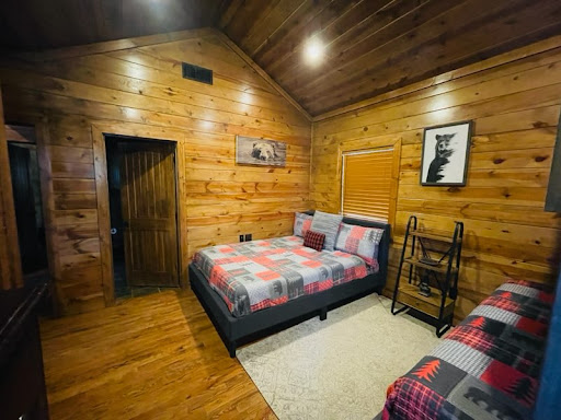 Lake Ridge Retreat - Thumbnail
