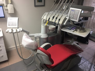 Photo n°3 de Docteur Petra FATON à Paris (Dentiste)