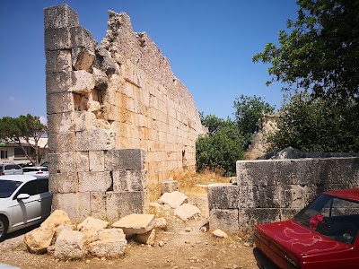 Zeus Tapınağı Ve Kilise