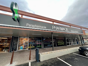 Photo n°2 de Pharmacie Marme-Dauphant à Thiers (Service de location de fauteuils roulants)