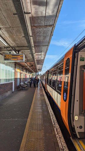 Upminster - Visual