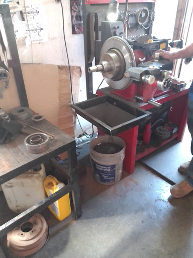 Taller De Suspensión Y Mecanica En General - Thumbnail
