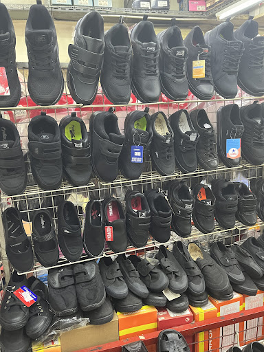 Kedai Kasut Unikjaya 宽中校服独中/国中校服制服团体