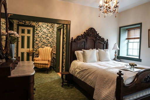 Mansion House 1757 Boutique Inn, Restaurant, & Tavern Gallery - United States