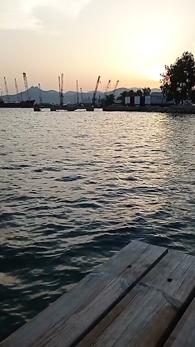 Αριθμός τηλεφώνου Καταφύγιο Τουριστικών Σκαφών Ελευσίνας