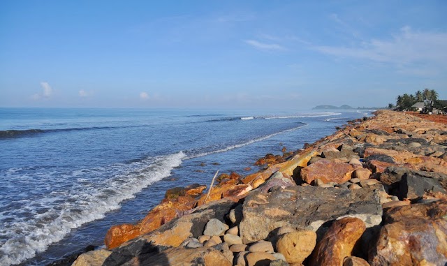 Pasir Putih Kambang