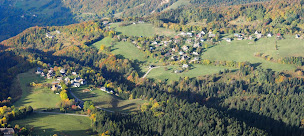 Photo n°2 de Mairie de Sarcenas à Sarcenas (Hôtel de ville)