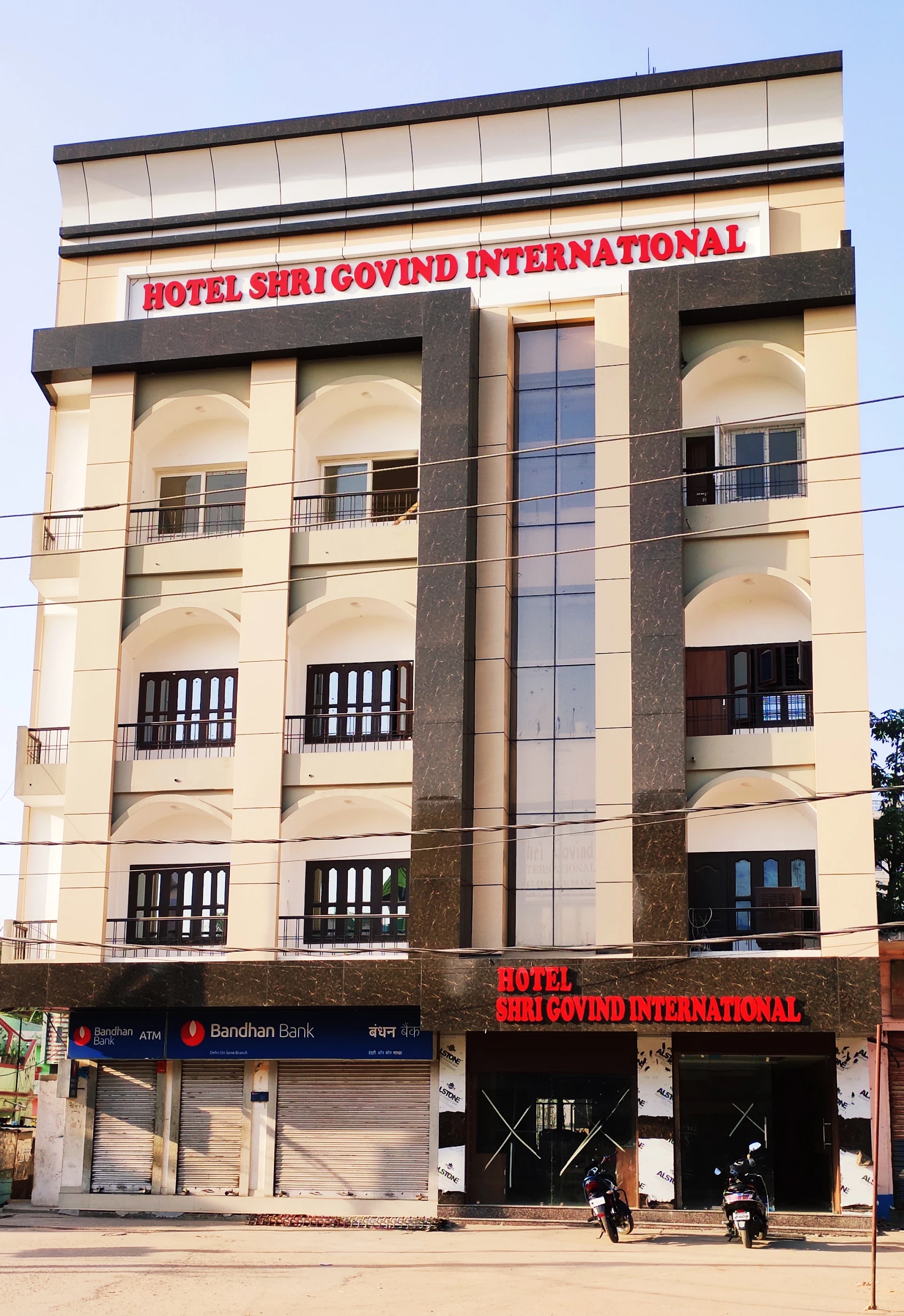 Hotel Sri Govind International