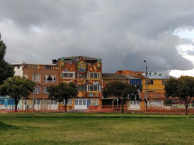 Photos of Jardin Infantil Construyendo con Gepetto