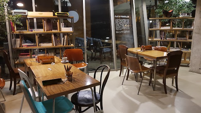 Institute The Cafe