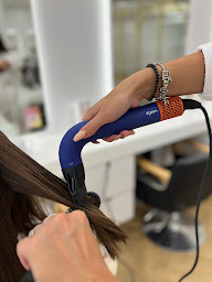 Photo n°38 de DESSANGE - Coiffeur Salon de provence à Salon-de-Provence (Institut de beauté)