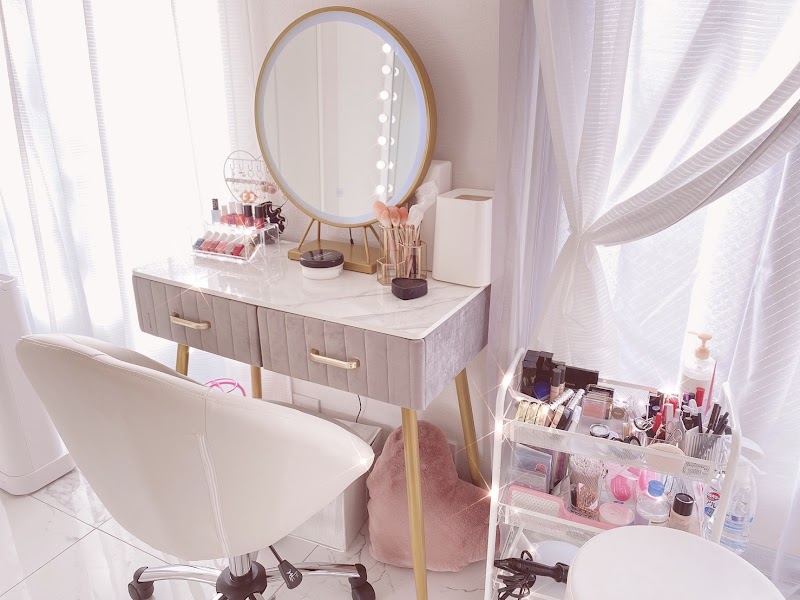 女装・変身体験cotton 大阪店