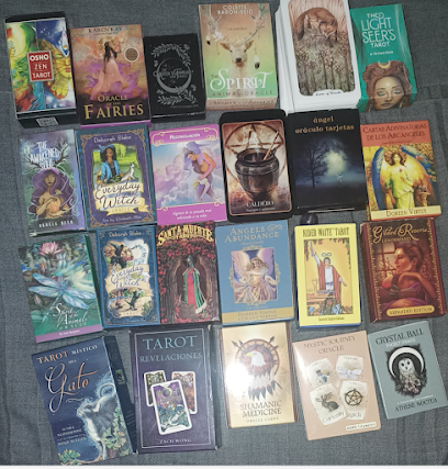 ESOTERICA IKU, LECTURA DE TAROT,VENTA DE VELADORAS