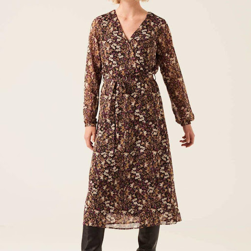 Dow's Fashions - Thumbnail