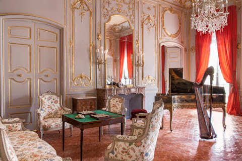 Hôtel de Caumont by null