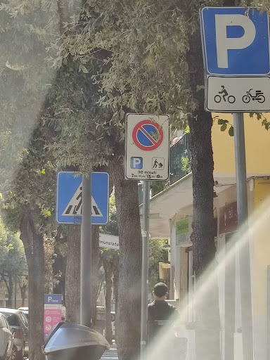 Parcheggio carico/scarico merci - Thumbnail