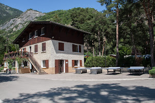 Photo n°40 de Camping La Cascade à Le Bourg-d'Oisans (Terrain de camping)