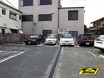 タイムズ塚口駅前第２