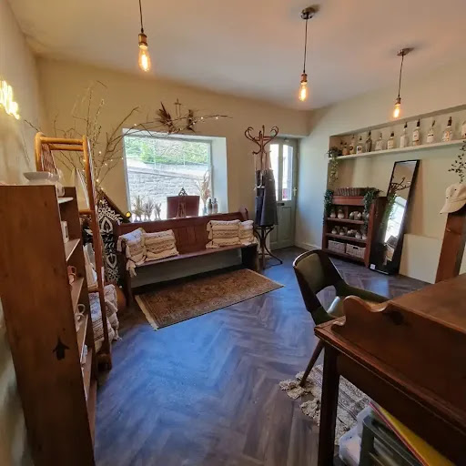 Ink Ladies Tattoo and Piercing Studio - Thumbnail