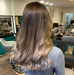 Photo n°16 de Salon Frangines Salon De Coiffure Visagiste Coloriste Relooking Paris 75015 à Paris (Salon de coiffure)