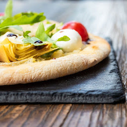 Photo n°3 de Matteo Pizza Neuilly. à Neuilly-sur-Seine (Saladerie)