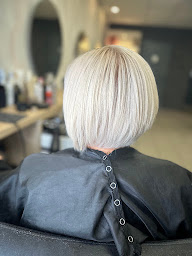 Photo n°14 de L’Atelier d’Andre-A à Satolas-et-Bonce (Salon de coiffure)