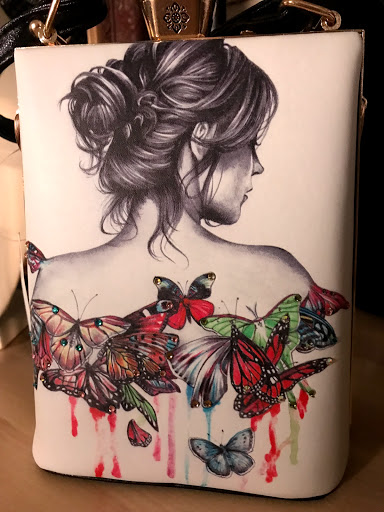 Carlotta's - Visual