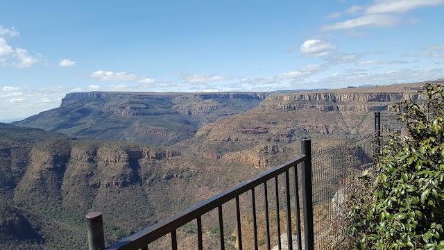 Three Rondavels View Point