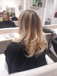 Photo n°25 de La loge à Eyragues (Salon de coiffure)