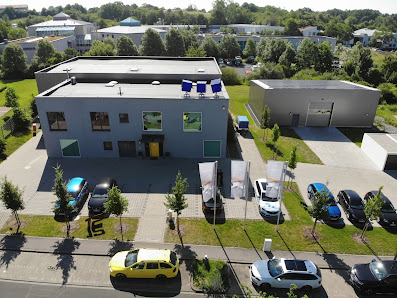 Maximator JET GmbH, Waterjet Cutting Systems, Wasserstrahl-Schneidanlagen Alois-Türk-Straße 12, 97424 Schweinfurt