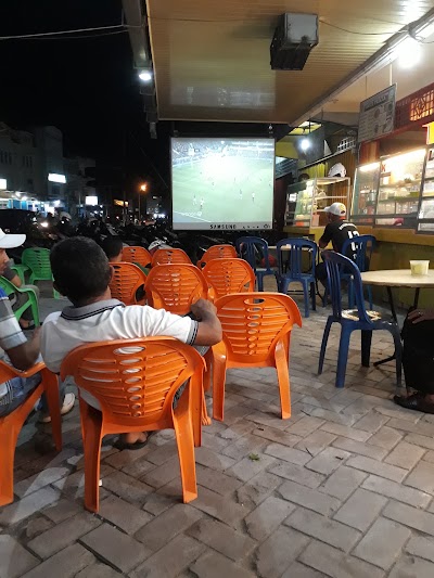 Photos of Lucky Foodcourt