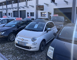 Photo n°22 de JLR Automobiles à Ville-la-Grand (Station de lavage automobile)