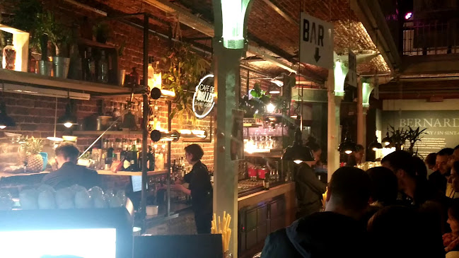 Cafe De Hallen openingstijden