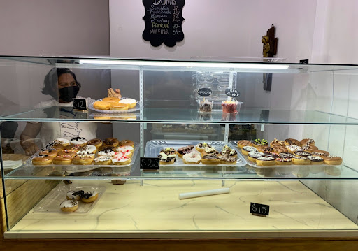 Delati Donuts
