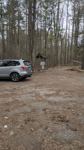 Cowdry Nature Center Parking - Thumbnail