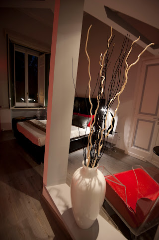 Luxury On The River by null