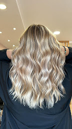 Photo n°7 de Les jolies Nancéiennes à Nancy (Salon de coiffure)