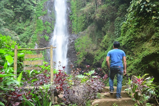 Air Terjun Melanting