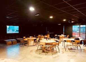 Photo n°55 de L'École des grands Villefranche - Restaurant festif à Villefranche-sur-Saône (Bar à vin)