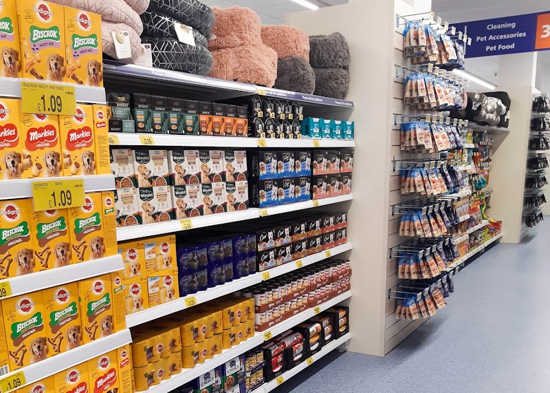 B&M Store photo 2