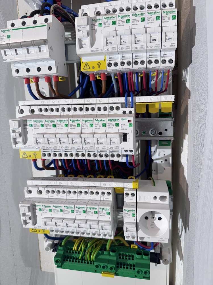 Elec’Aubinois multi-service