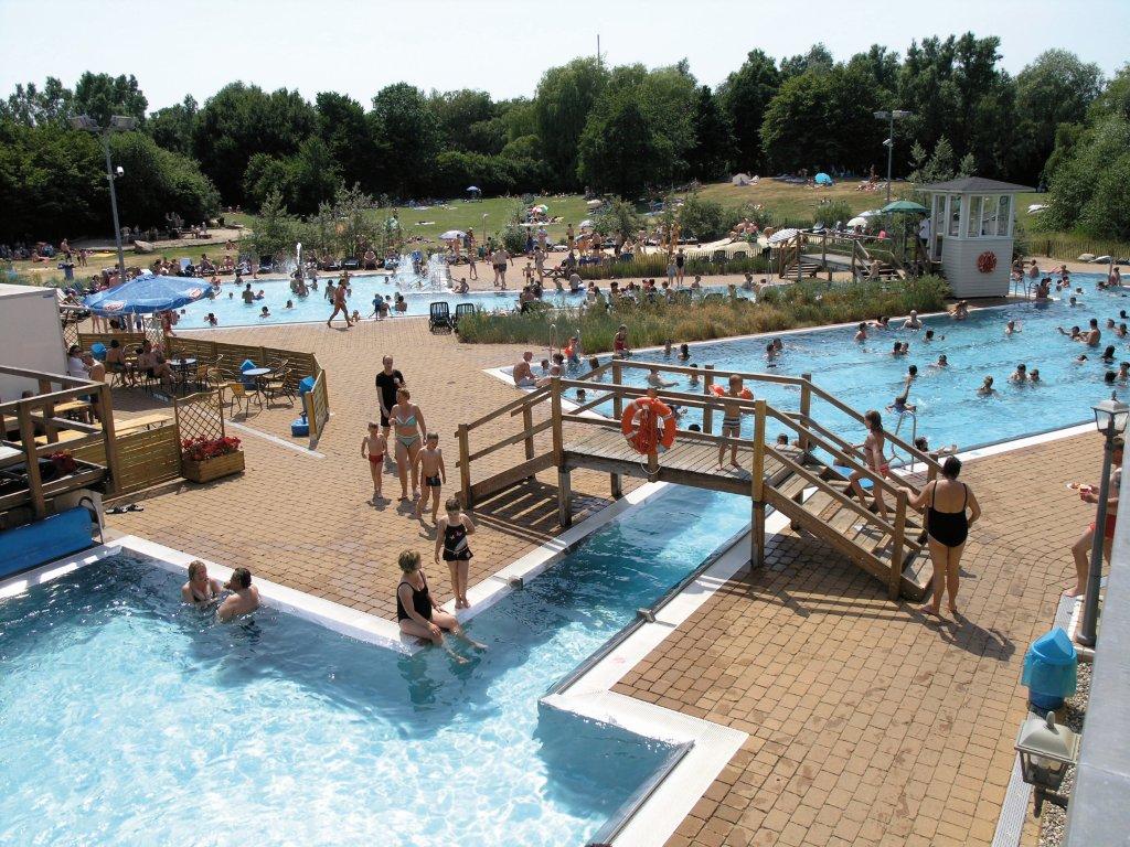 Badebucht - Schwimmschulen Wedel