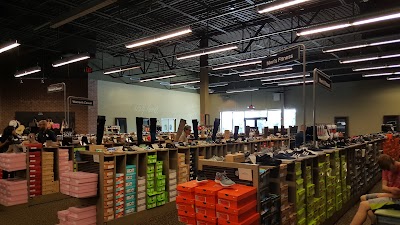 DSW Designer Shoe Warehouse