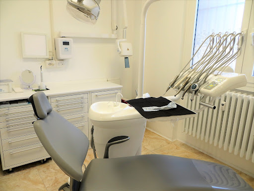 Studio dentistico dott.ssa Romina Lopez Logo
