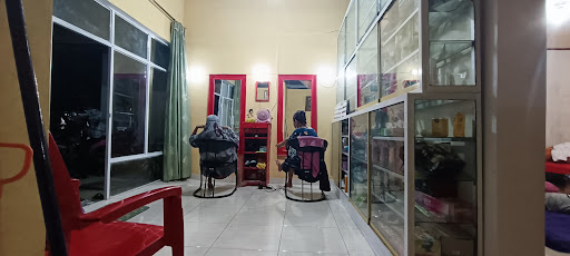 Indah salon
