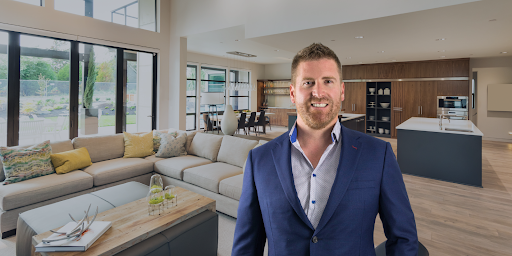 Nicholas Gauthier inc. - Courtier RE/MAX CHAMBLY Agent d’immeuble Immobilier résidentiel et commercial - Thumbnail