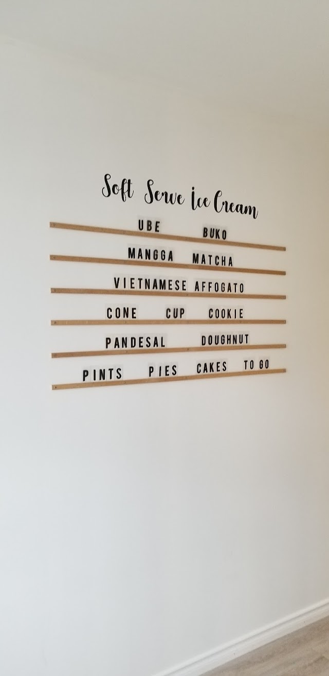 Yelo'd Ice Cream & Bake Shoppe
