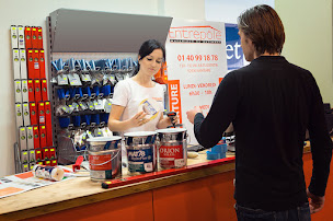 Photo n°5 de Entrepole à Nanterre (Magasin de peinture)