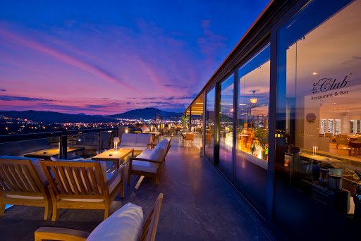 The Club Restaurant & Bar