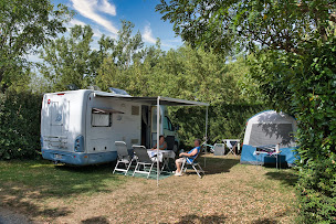 Photo n°28 de Association Tarnaise de l'Hôtellerie de Plein Air (ATHPA) à Albi (Services d’information)